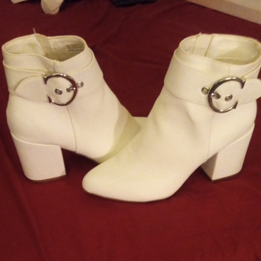 BN Rouge Helium Boots